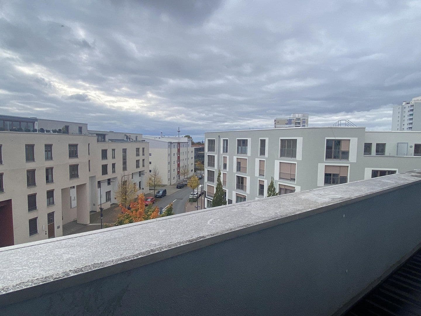 Prenájom bytu 3-izbový 93 m², Renettenstr. 2, Frankfurt, Hesensko Prenájom bytu 3-izbový 93 m², Renettenstr. 2, Frankfurt, Hesensko