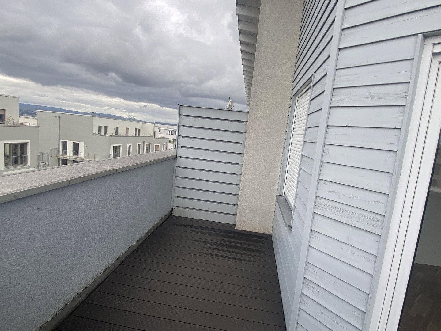 Prenájom bytu 3-izbový 93 m², Renettenstr. 2, Frankfurt, Hesensko Prenájom bytu 3-izbový 93 m², Renettenstr. 2, Frankfurt, Hesensko