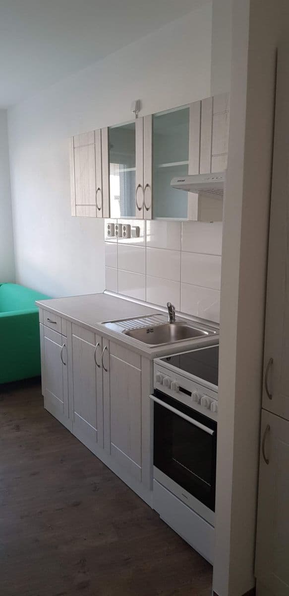 Prenájom bytu 1-izbový 31 m², Chelčického, Brno, Jihomoravský kraj Prenájom bytu 1-izbový 31 m², Chelčického, Brno, Jihomoravský kraj