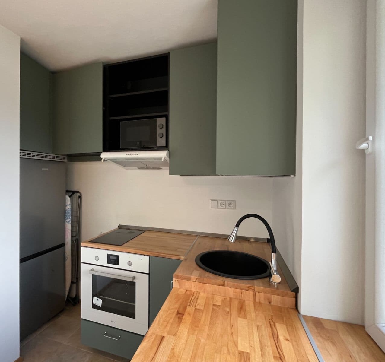 Prenájom bytu 2-izbový 40 m², Štorkánova, Praha, Praha Prenájom bytu 2-izbový 40 m², Štorkánova, Praha, Praha