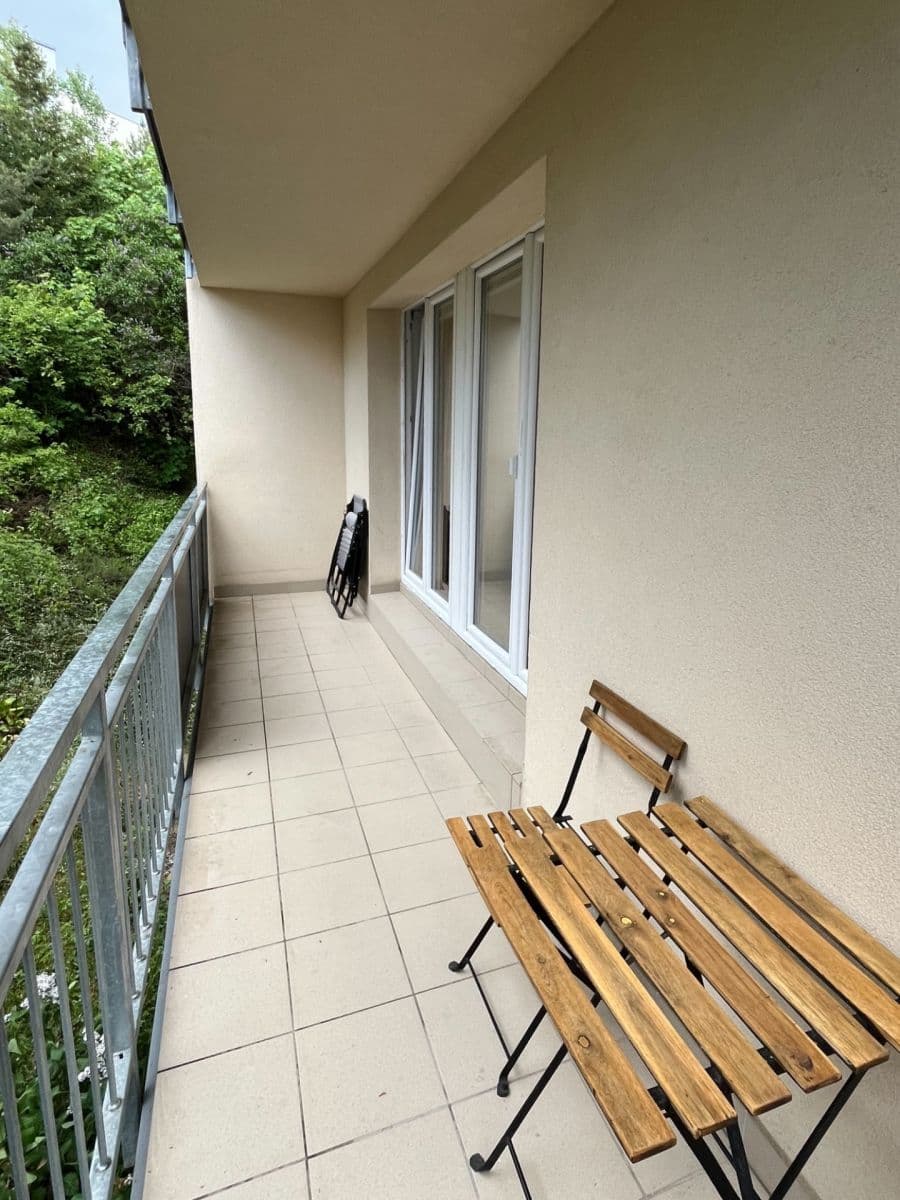 Prenájom bytu 2-izbový 40 m², Štorkánova, Praha, Praha Prenájom bytu 2-izbový 40 m², Štorkánova, Praha, Praha