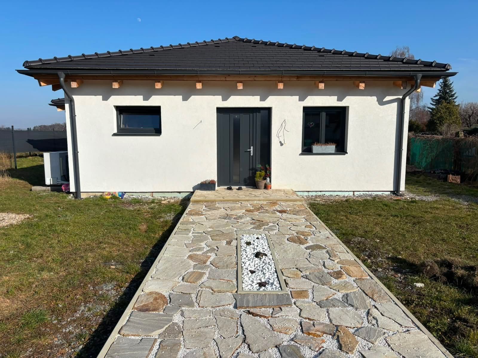 Predaj domu 146 m², pozemek 1.560 m², Ostrá, Středočeský kraj Predaj domu 146 m², pozemek 1.560 m², Ostrá, Středočeský kraj