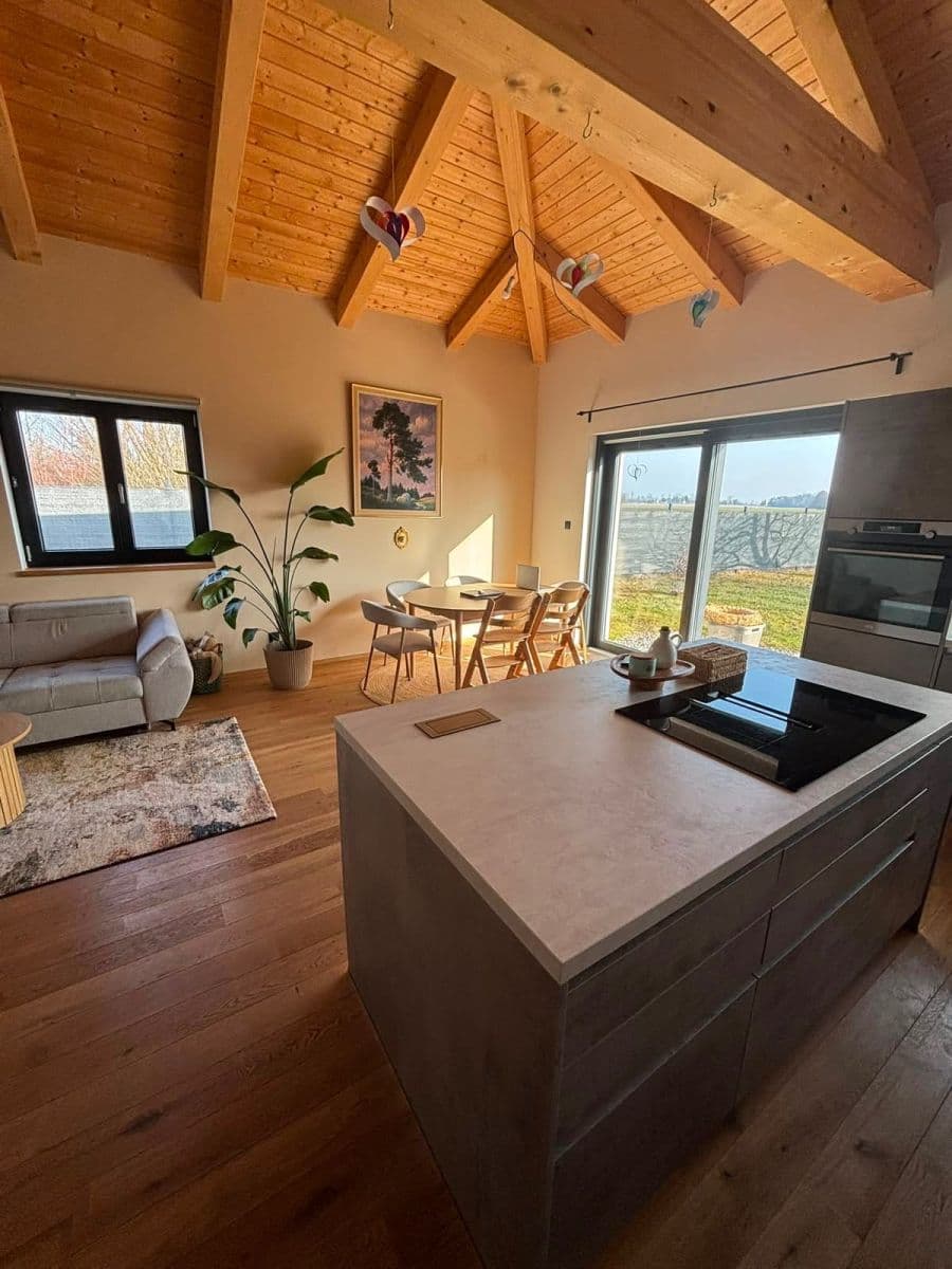 Predaj domu 146 m², pozemek 1.560 m², Ostrá, Středočeský kraj Predaj domu 146 m², pozemek 1.560 m², Ostrá, Středočeský kraj