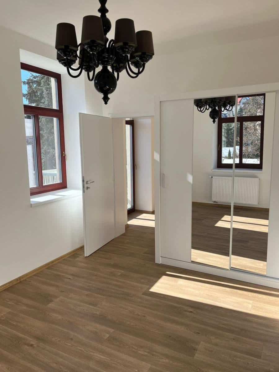 Prenájom bytu 2-izbový 55 m², Podhorská, Jablonec nad Nisou, Liberecký kraj Prenájom bytu 2-izbový 55 m², Podhorská, Jablonec nad Nisou, Liberecký kraj