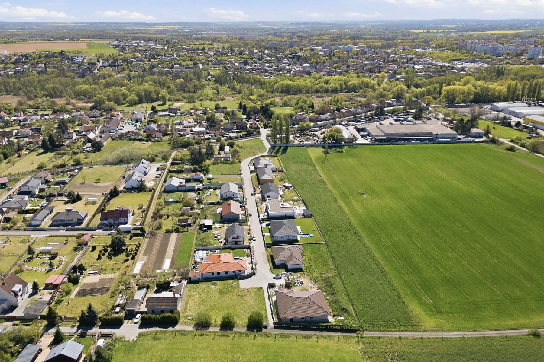 Predaj pozemku 1.107 m², Maloborecká, Mělník, Středočeský kraj Predaj pozemku 1.107 m², Maloborecká, Mělník, Středočeský kraj