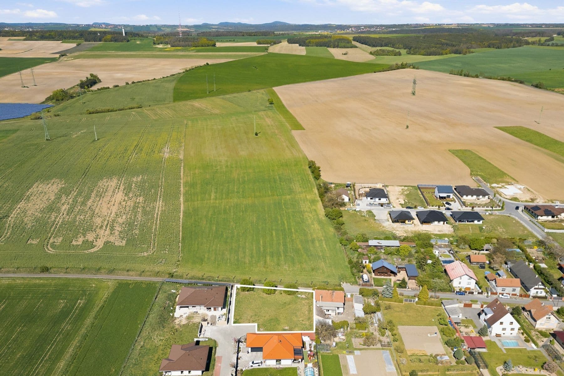 Predaj pozemku 1.107 m², Maloborecká, Mělník, Středočeský kraj Predaj pozemku 1.107 m², Maloborecká, Mělník, Středočeský kraj