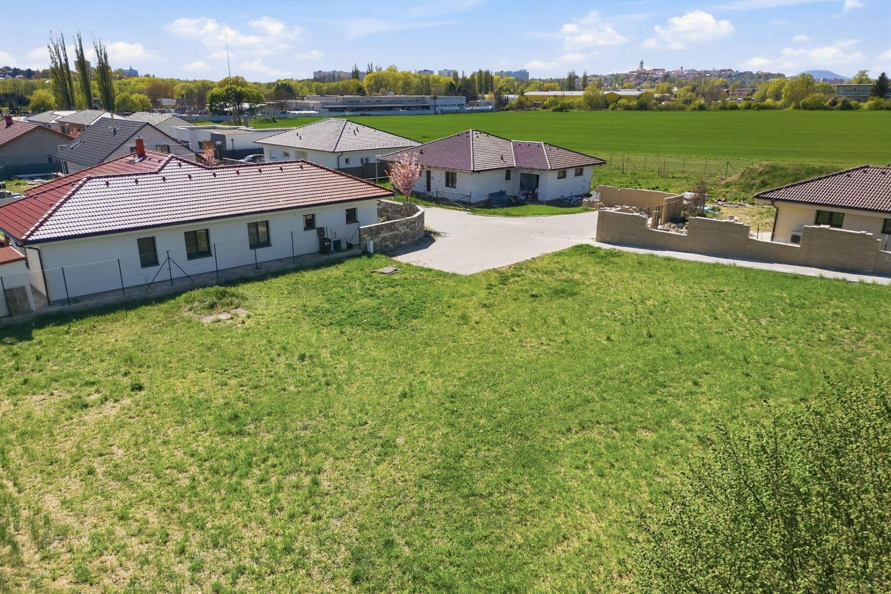 Predaj pozemku 1.107 m², Maloborecká, Mělník, Středočeský kraj Predaj pozemku 1.107 m², Maloborecká, Mělník, Středočeský kraj