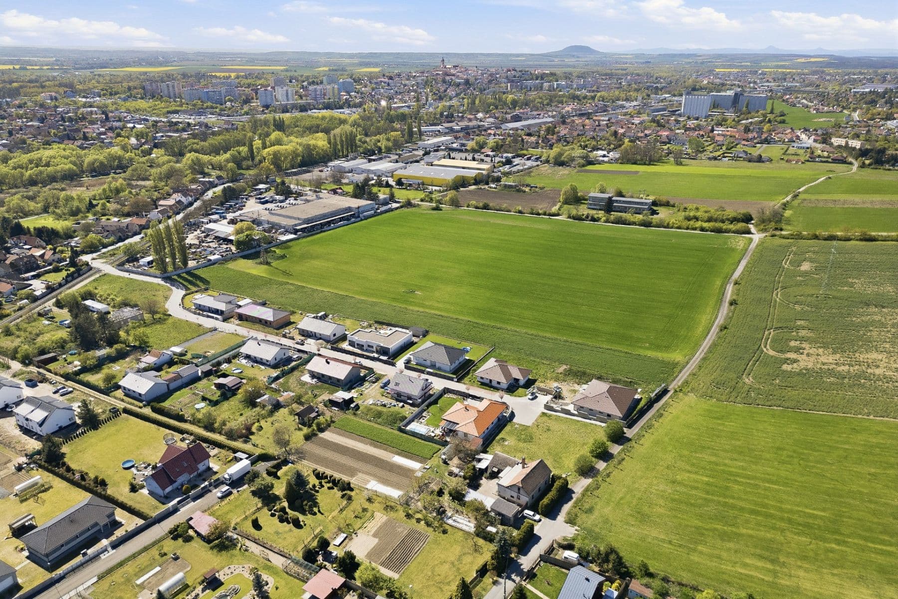 Predaj pozemku 1.107 m², Maloborecká, Mělník, Středočeský kraj Predaj pozemku 1.107 m², Maloborecká, Mělník, Středočeský kraj