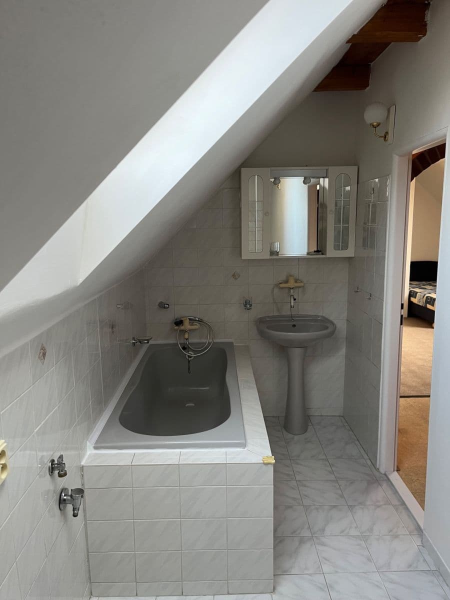 Prenájom bytu 2-izbový 55 m², Na Vrškách, Praha, Praha Prenájom bytu 2-izbový 55 m², Na Vrškách, Praha, Praha