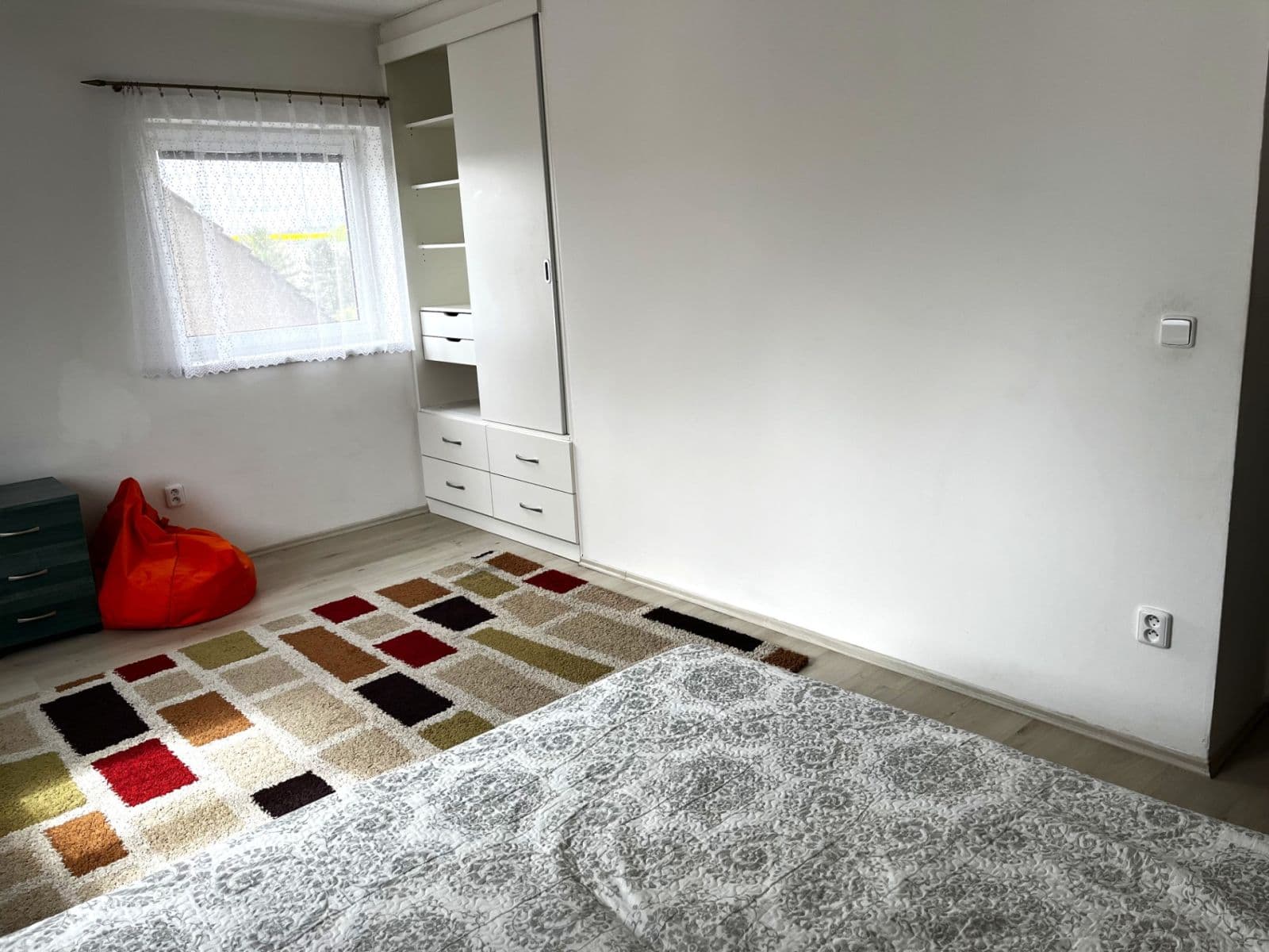 Prenájom bytu 2-izbový 56 m², Dukelských hrdinů, Rakovník, Středočeský kraj Prenájom bytu 2-izbový 56 m², Dukelských hrdinů, Rakovník, Středočeský kraj