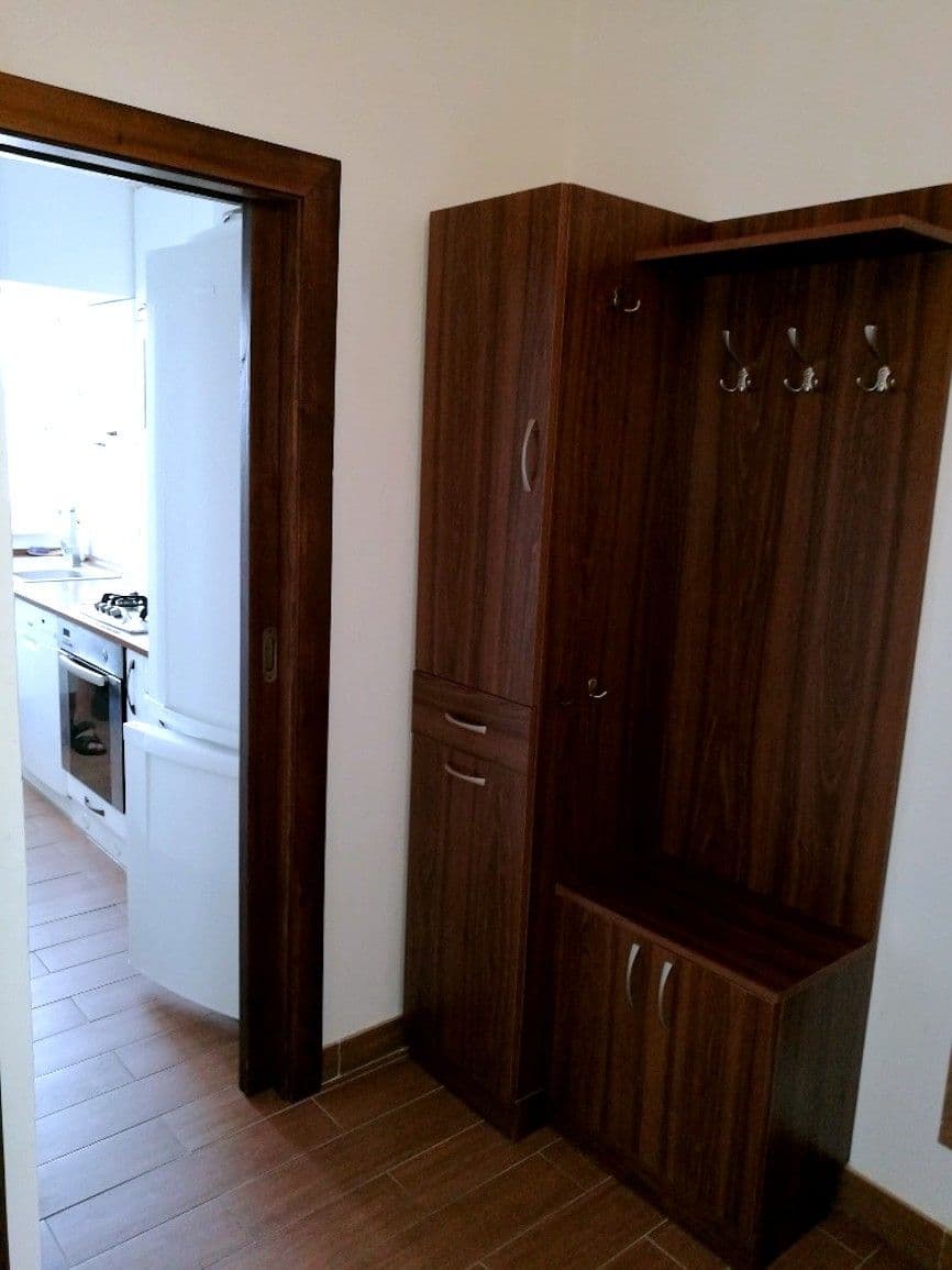 Prenájom bytu 2-izbový 56 m², Dukelských hrdinů, Rakovník, Středočeský kraj Prenájom bytu 2-izbový 56 m², Dukelských hrdinů, Rakovník, Středočeský kraj