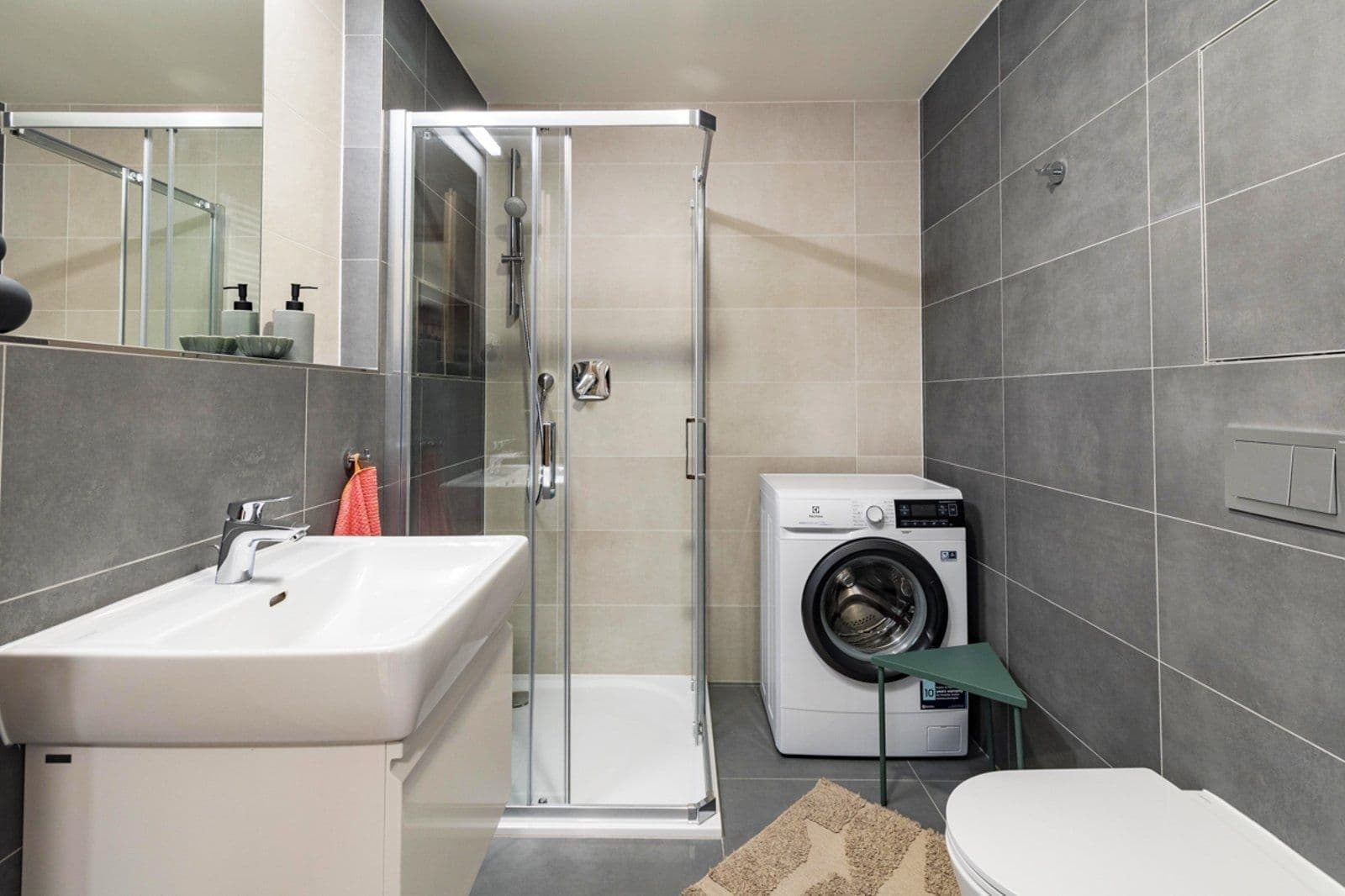 Prenájom bytu 2-izbový 44 m², Vrbenského, Praha, Praha Prenájom bytu 2-izbový 44 m², Vrbenského, Praha, Praha