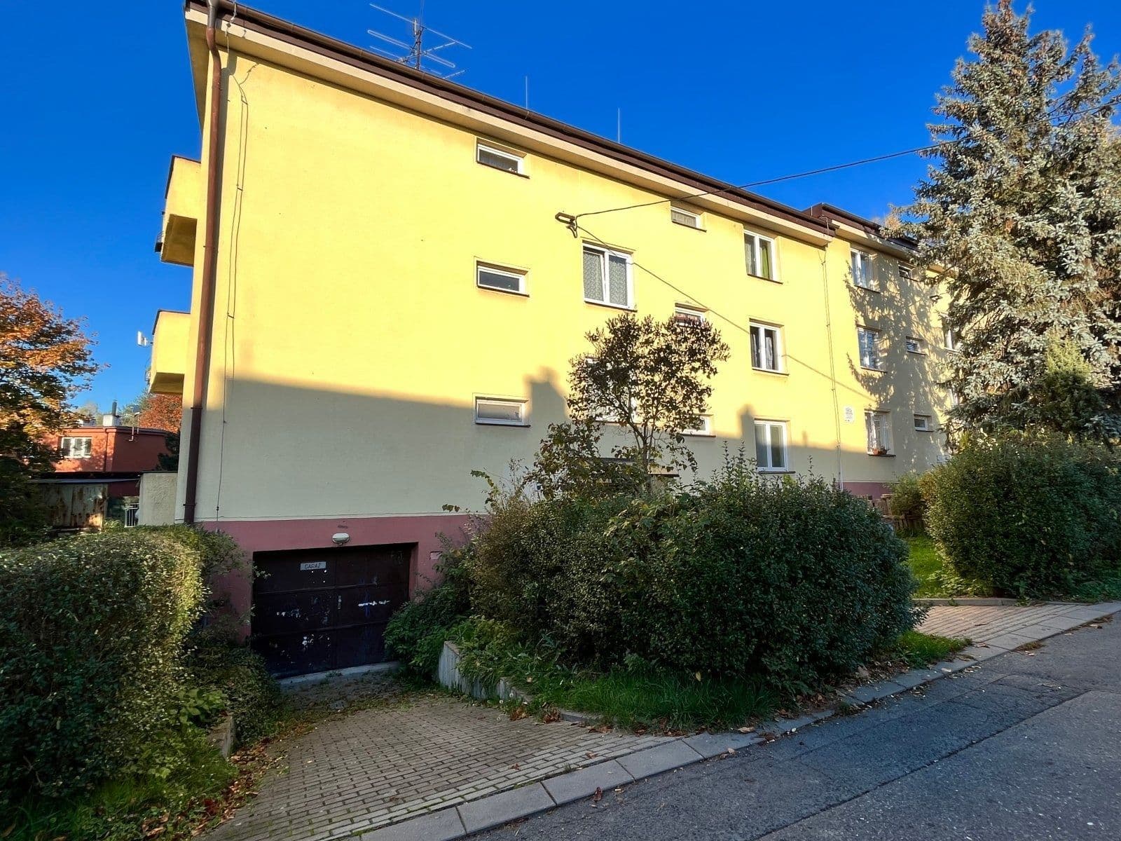 Prenájom garáže 16 m², Dělící, Orlová, Moravskoslezský kraj Prenájom garáže 16 m², Dělící, Orlová, Moravskoslezský kraj