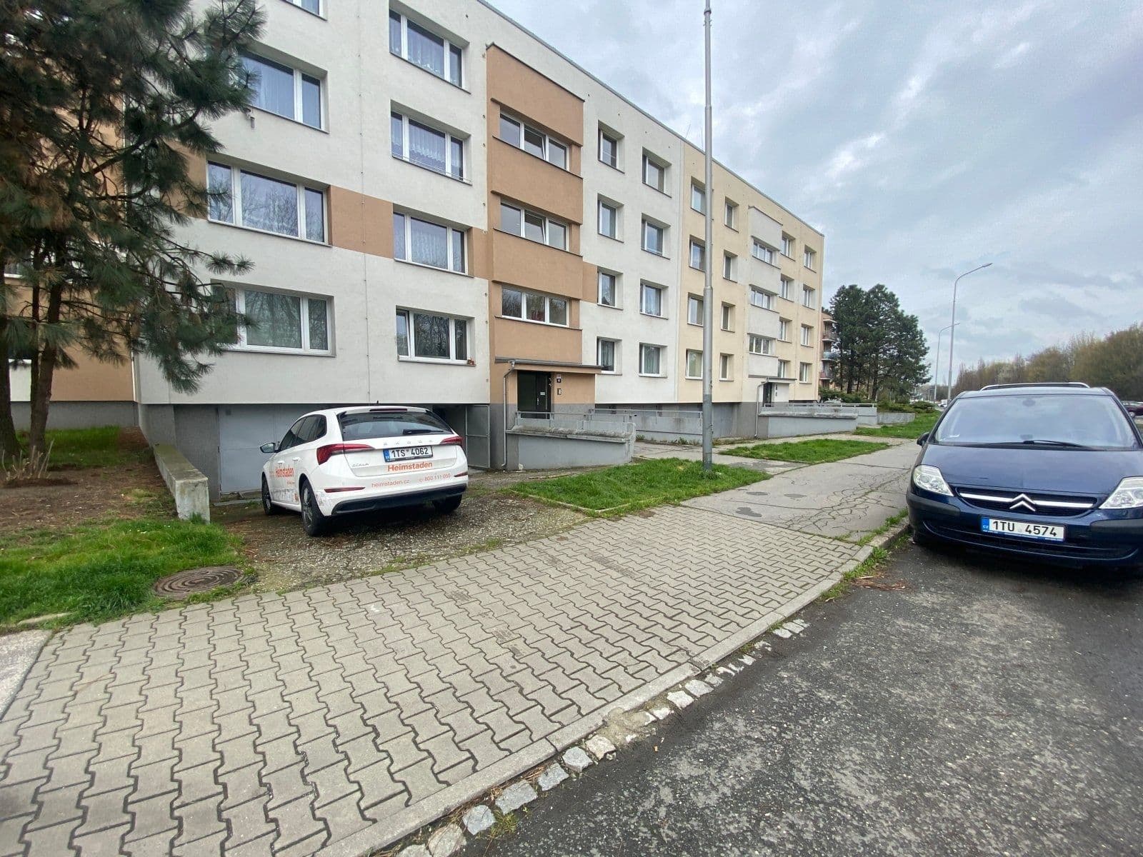 Prenájom garáže 24 m², Tylova, Ostrava, Moravskoslezský kraj Prenájom garáže 24 m², Tylova, Ostrava, Moravskoslezský kraj