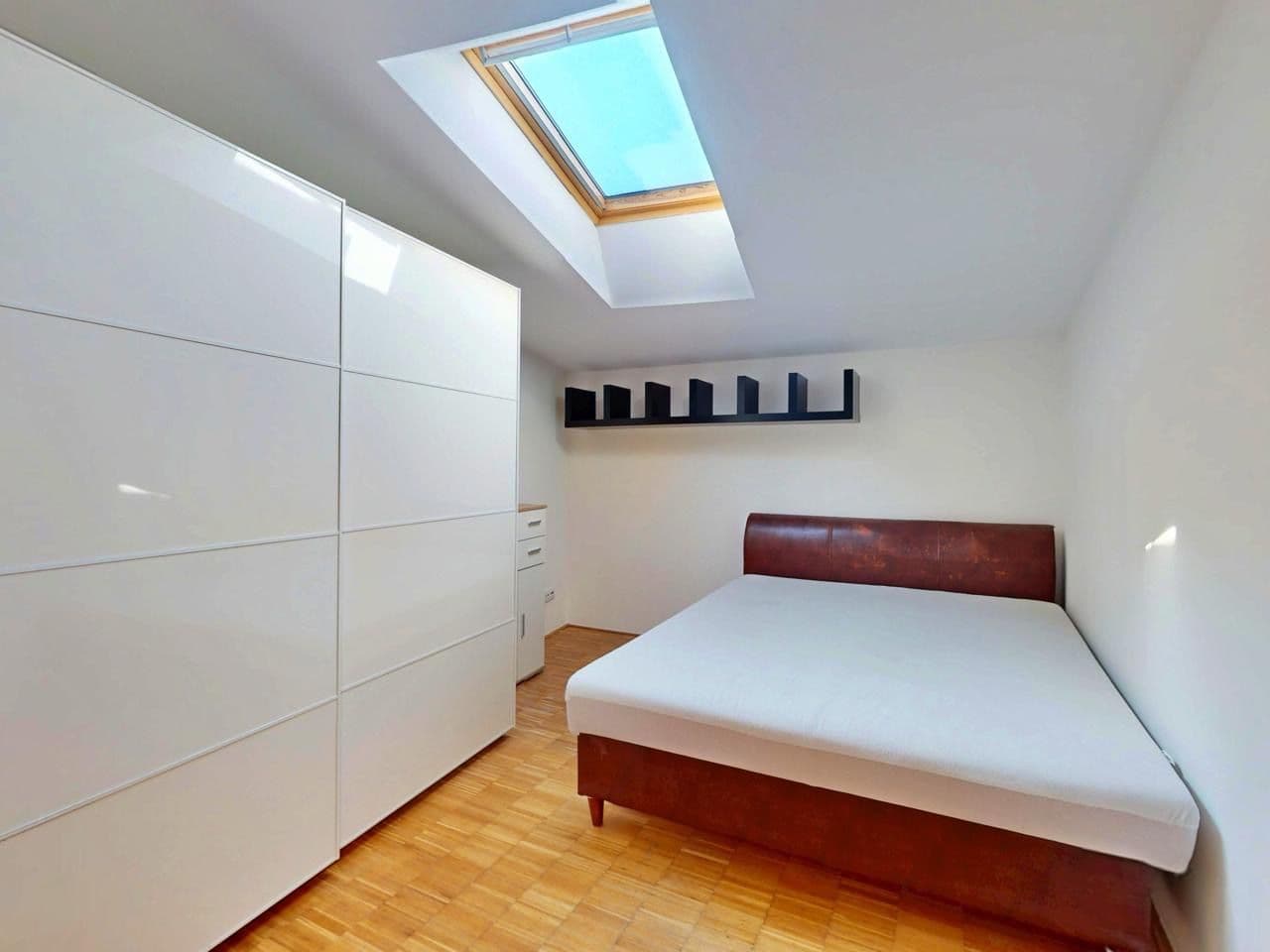 Prenájom bytu 3-izbový 75 m², Ztracená, Olomouc, Olomoucký kraj Prenájom bytu 3-izbový 75 m², Ztracená, Olomouc, Olomoucký kraj
