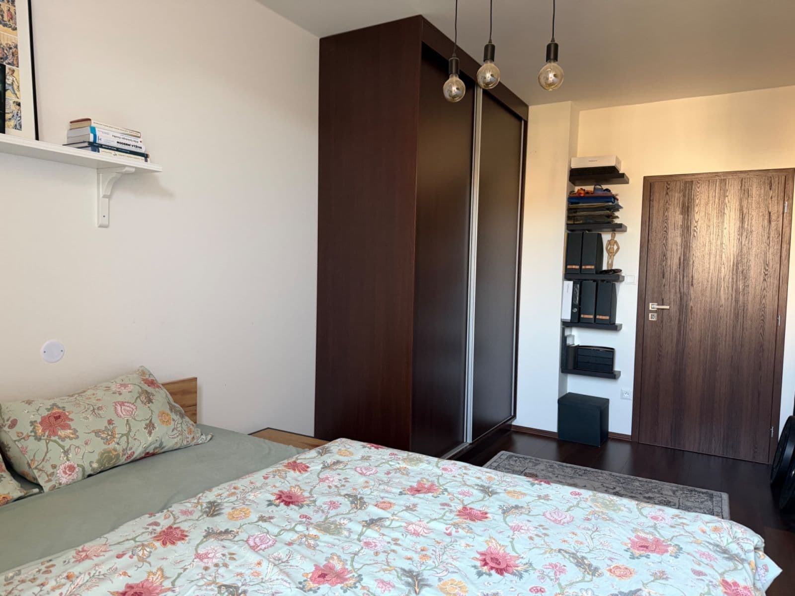 Prenájom bytu 2-izbový 50 m², Jankovcova, Praha, Praha Prenájom bytu 2-izbový 50 m², Jankovcova, Praha, Praha