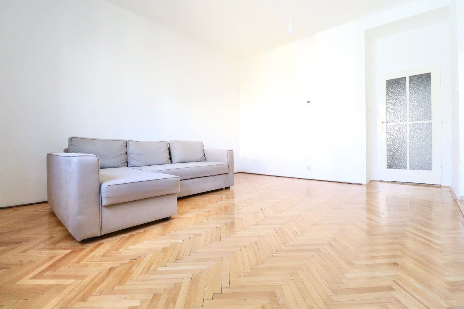 Prenájom bytu 2-izbový 43 m², Nad studánkou, Praha, Praha Prenájom bytu 2-izbový 43 m², Nad studánkou, Praha, Praha
