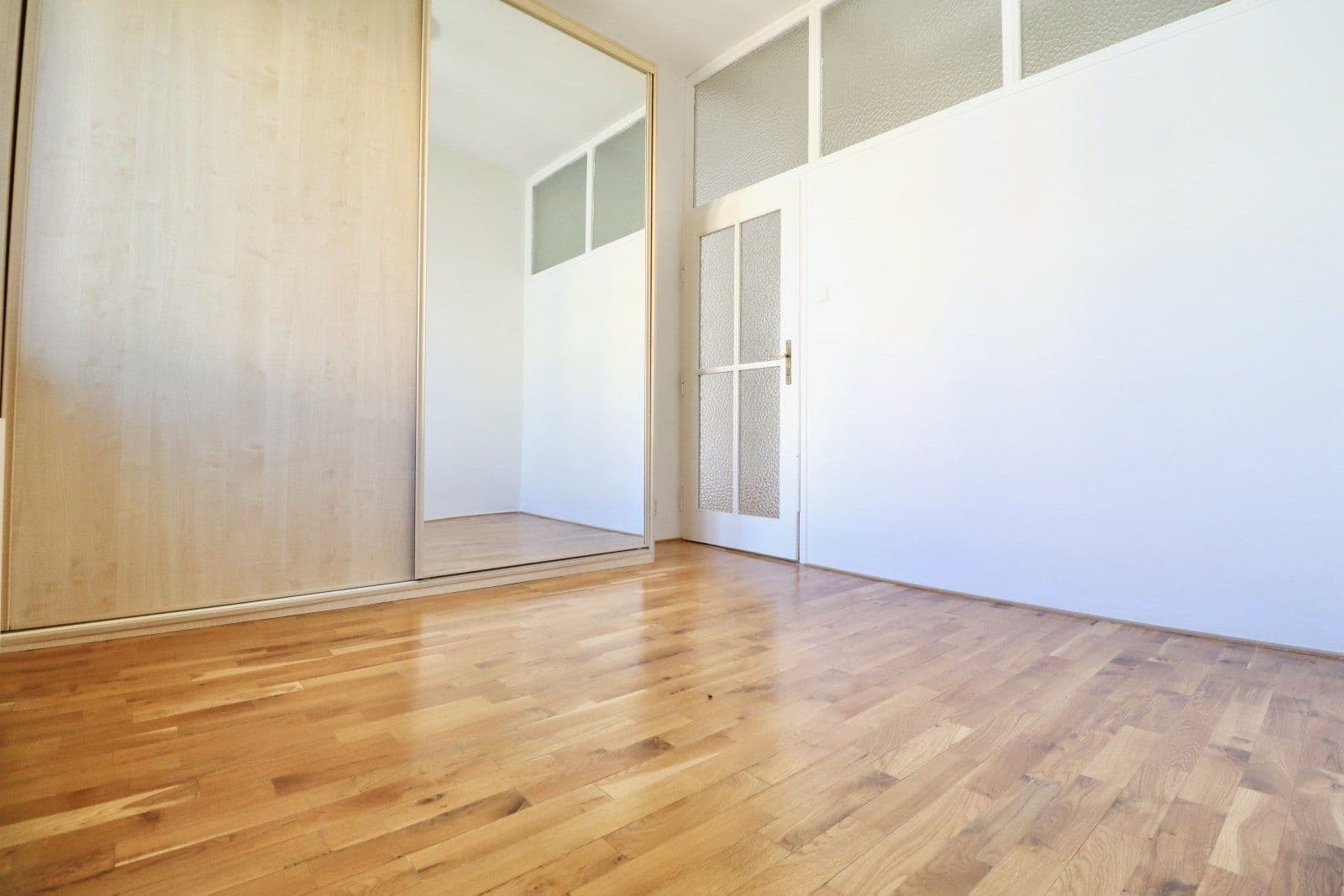 Prenájom bytu 2-izbový 43 m², Nad studánkou, Praha, Praha Prenájom bytu 2-izbový 43 m², Nad studánkou, Praha, Praha