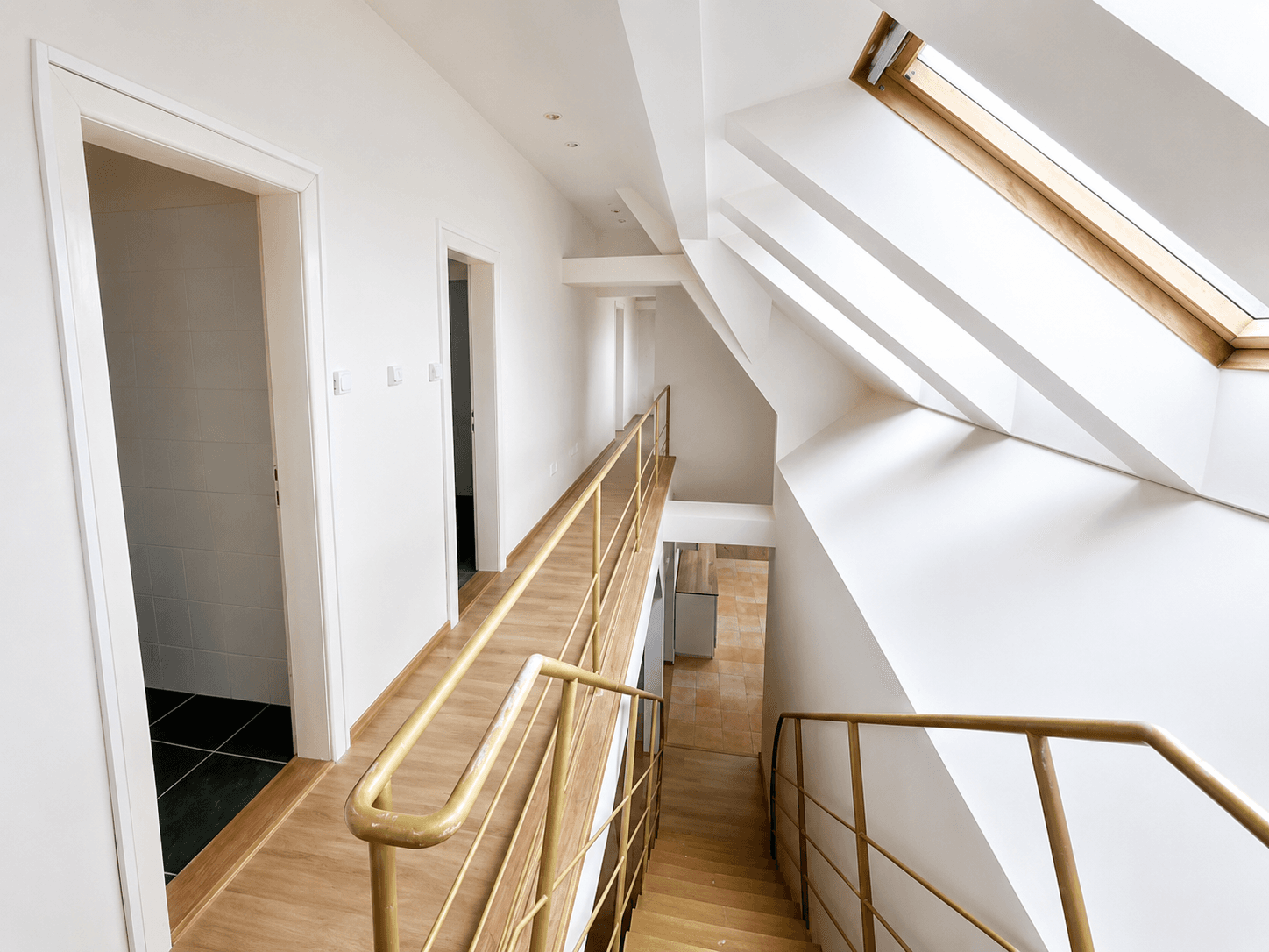 Prenájom bytu 7-izbový 254 m², Trojanova, Praha, Praha Prenájom bytu 7-izbový 254 m², Trojanova, Praha, Praha