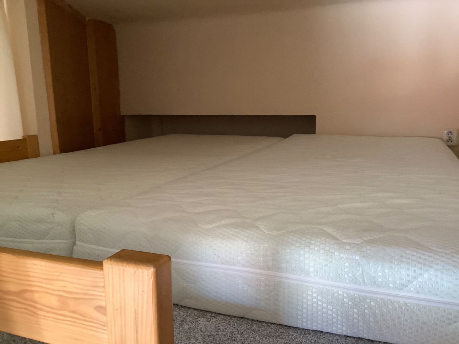Prenájom bytu 1-izbový 27 m², Nuselská, Praha, Praha Prenájom bytu 1-izbový 27 m², Nuselská, Praha, Praha