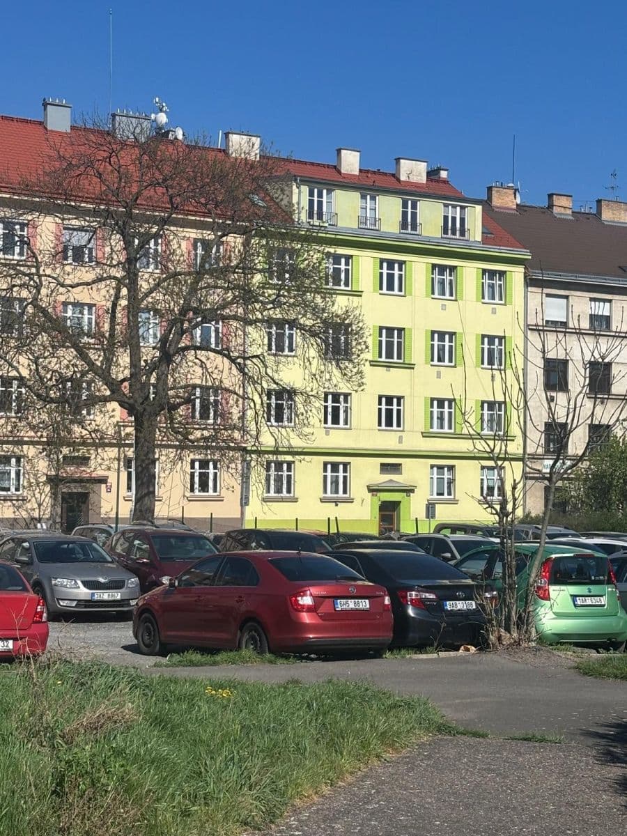 Predaj bytu 1-izbový 38 m², Vosmíkových, Praha, Praha Predaj bytu 1-izbový 38 m², Vosmíkových, Praha, Praha