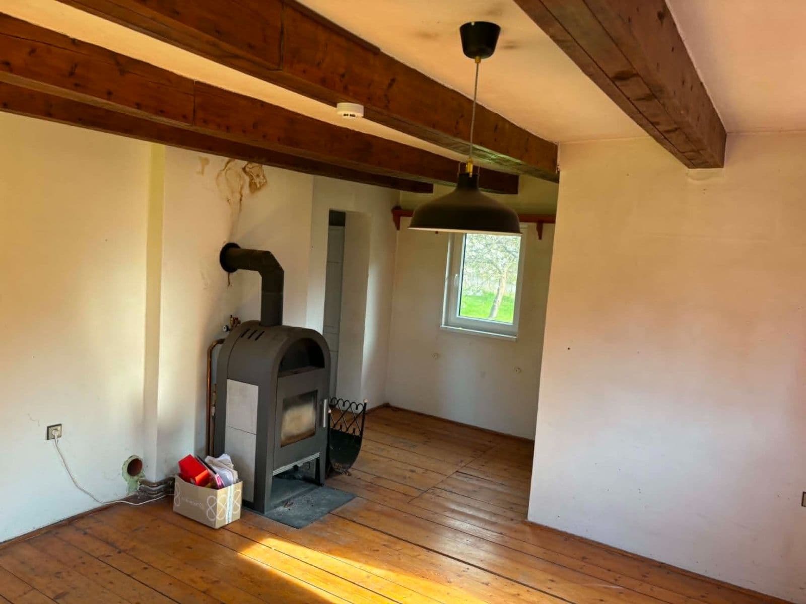 Predaj domu 100 m², pozemek 1.100 m², Velenice, Liberecký kraj Predaj domu 100 m², pozemek 1.100 m², Velenice, Liberecký kraj