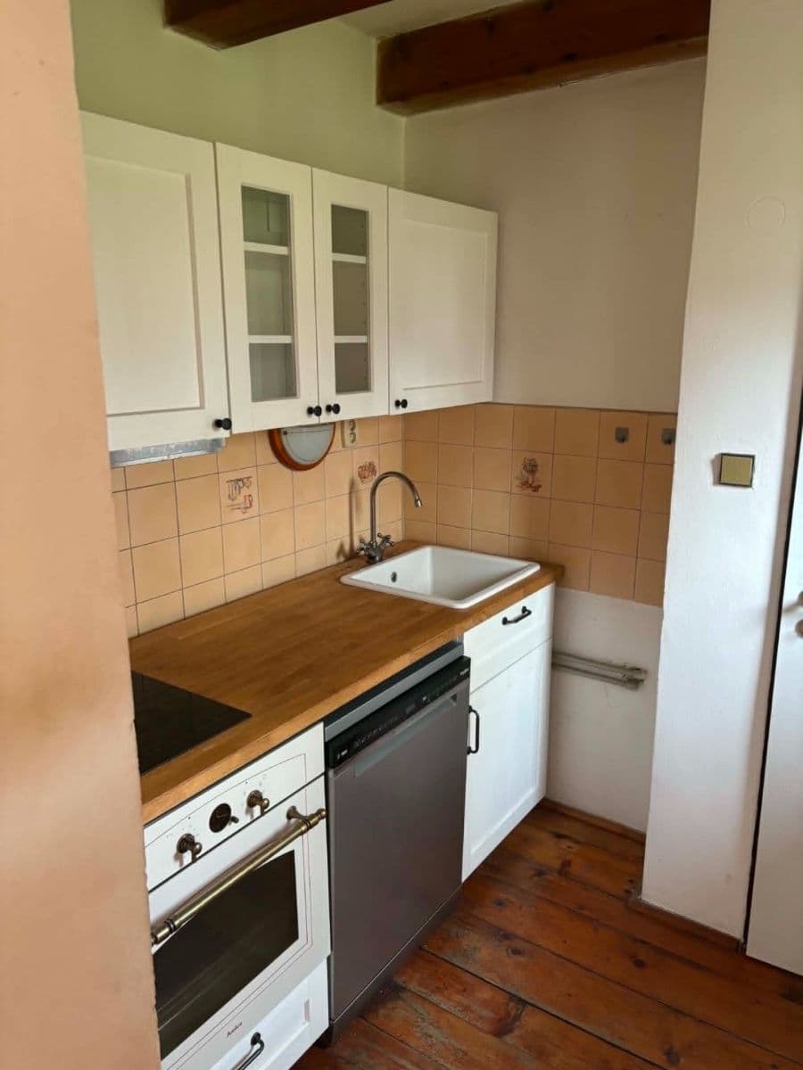 Predaj domu 100 m², pozemek 1.100 m², Velenice, Liberecký kraj Predaj domu 100 m², pozemek 1.100 m², Velenice, Liberecký kraj