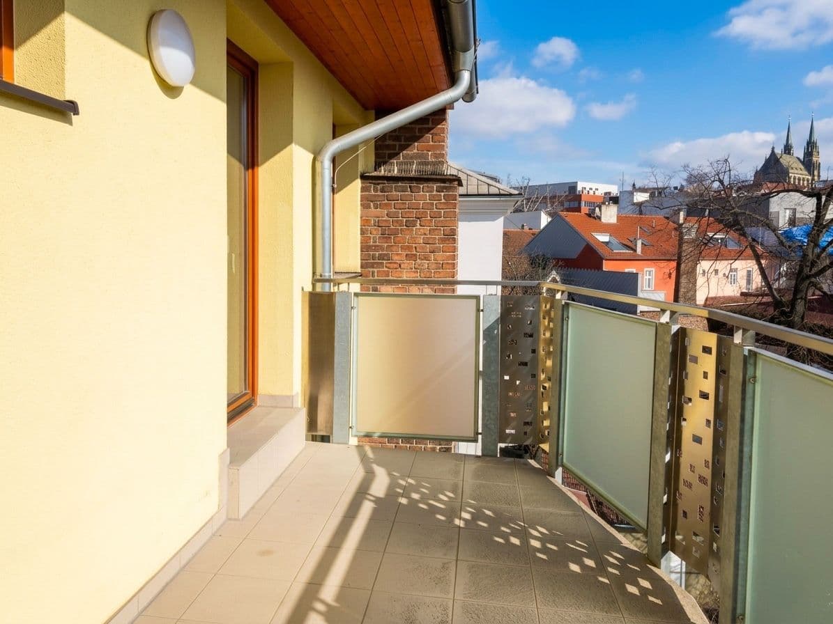 Prenájom bytu 1-izbový 49 m², Hybešova, Brno, Jihomoravský kraj Prenájom bytu 1-izbový 49 m², Hybešova, Brno, Jihomoravský kraj