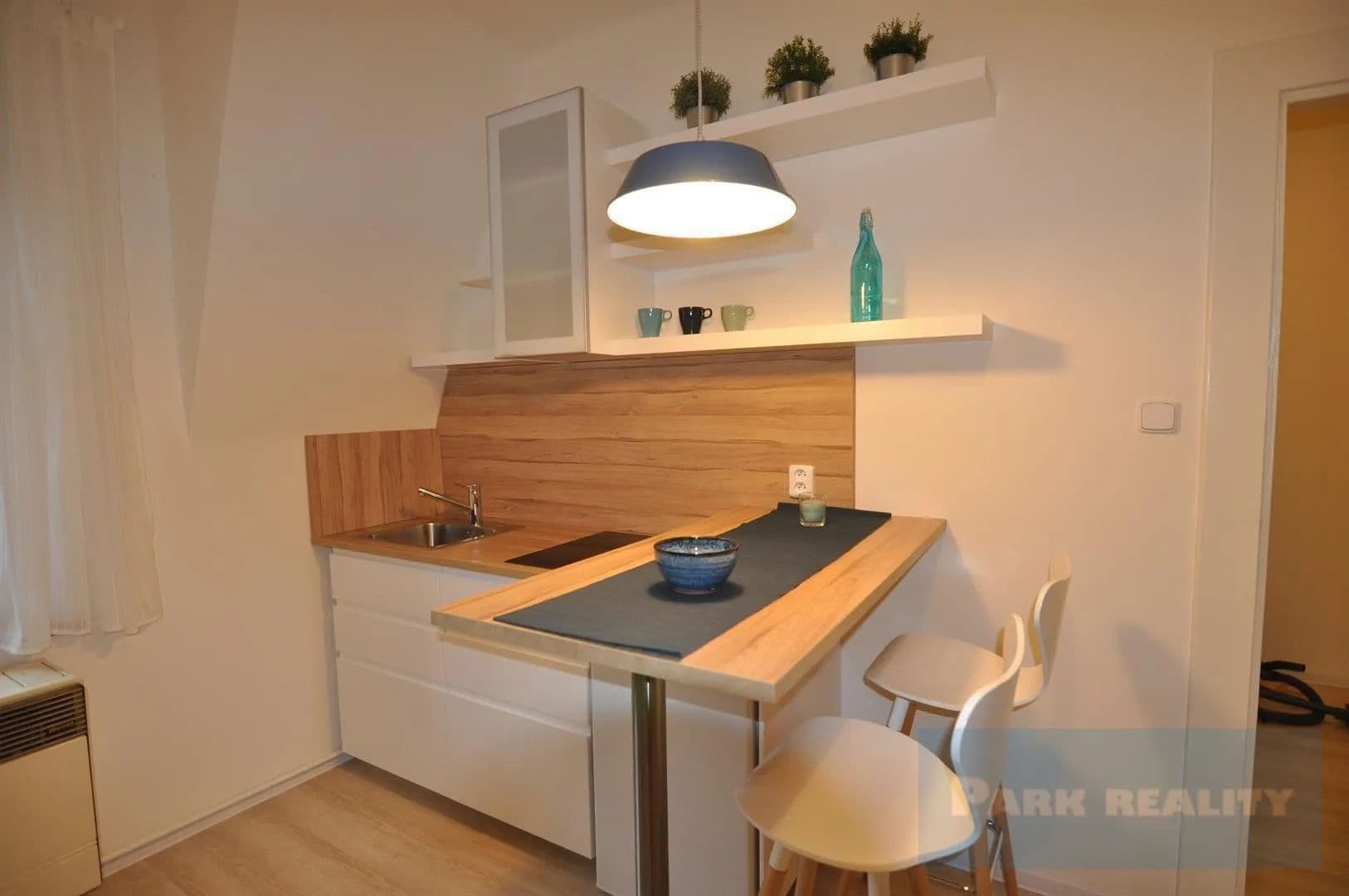 Prenájom bytu 1-izbový 24 m², Ohradní, Praha, Praha Prenájom bytu 1-izbový 24 m², Ohradní, Praha, Praha