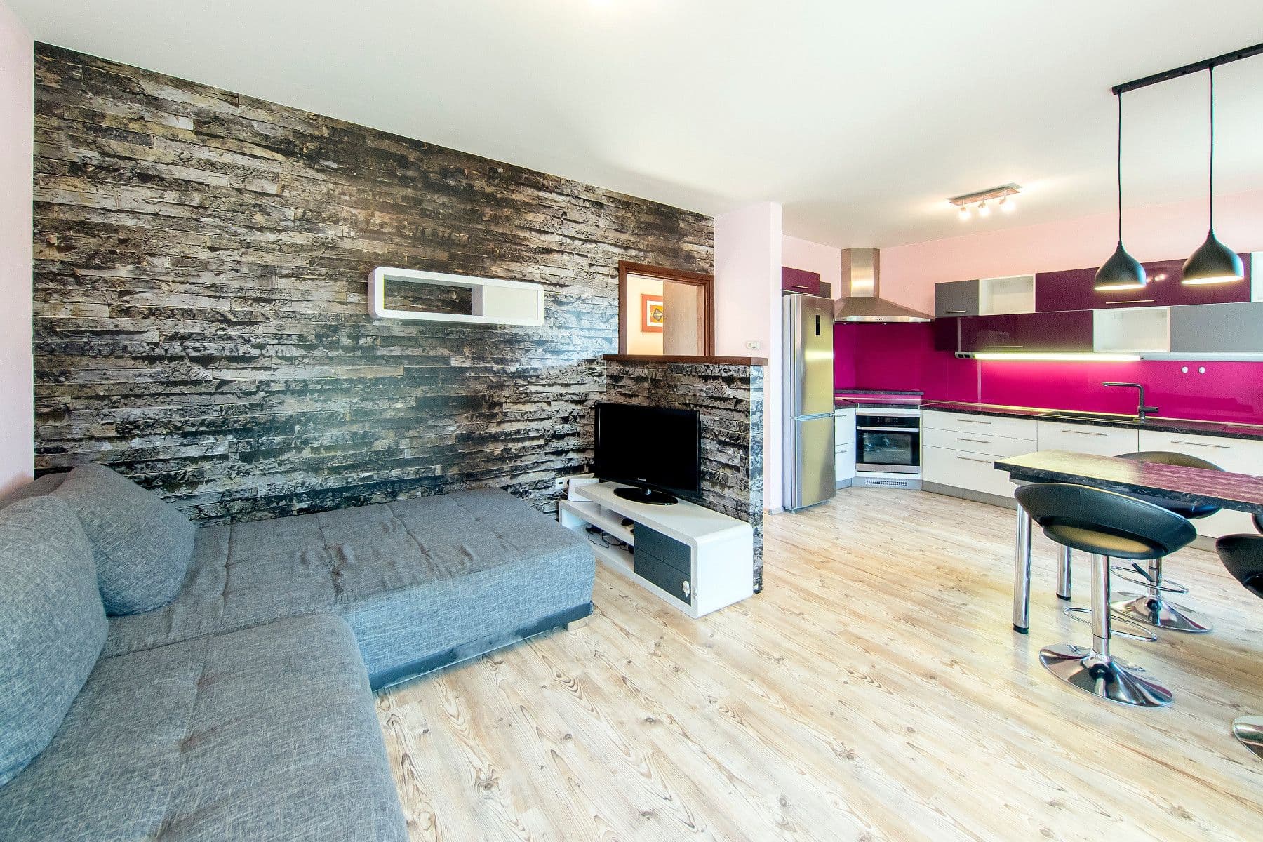 Prenájom domu 70 m², pozemek 250 m², Lipová, Marianka, Bratislavský kraj Prenájom domu 70 m², pozemek 250 m², Lipová, Marianka, Bratislavský kraj