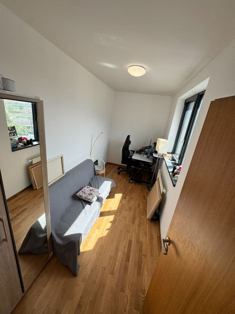 Prenájom bytu 3-izbový 85 m², Argentinská, Praha, Praha Prenájom bytu 3-izbový 85 m², Argentinská, Praha, Praha
