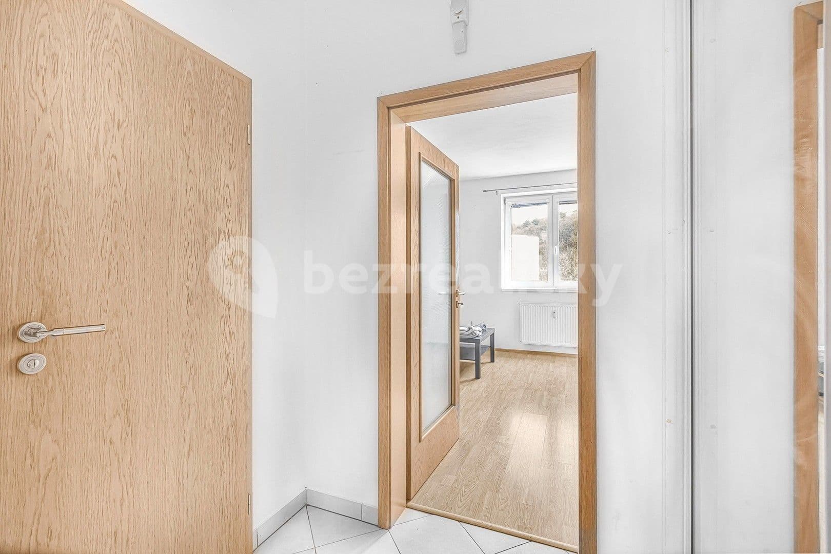 Prenájom bytu 1-izbový 34 m², Plzeňská, Praha, Praha Prenájom bytu 1-izbový 34 m², Plzeňská, Praha, Praha