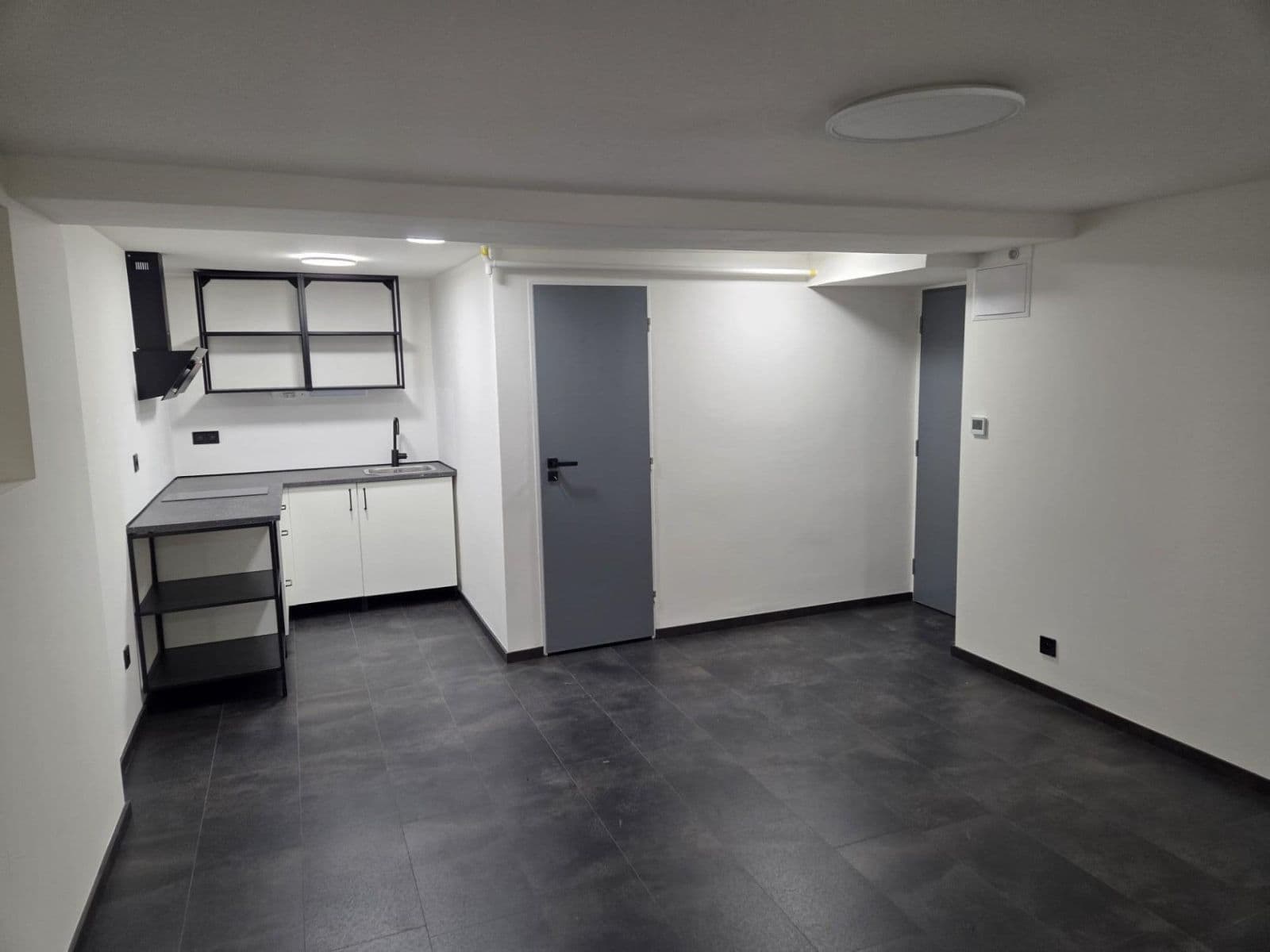 Predaj nebytového priestoru 29 m², Bulharská, Praha, Praha Predaj nebytového priestoru 29 m², Bulharská, Praha, Praha