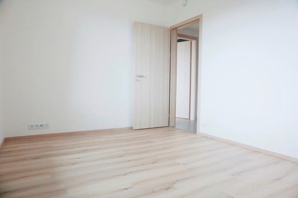 Prenájom bytu 2-izbový 45 m², Hodkovická, Praha, Praha Prenájom bytu 2-izbový 45 m², Hodkovická, Praha, Praha