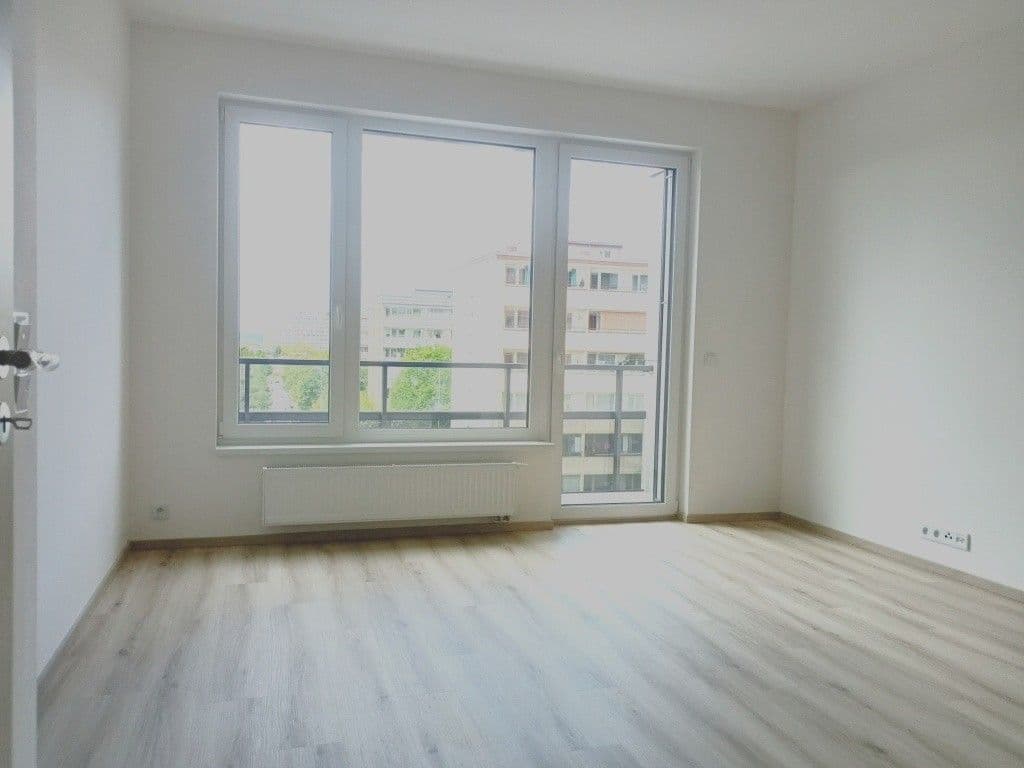 Prenájom bytu 2-izbový 45 m², Hodkovická, Praha, Praha Prenájom bytu 2-izbový 45 m², Hodkovická, Praha, Praha