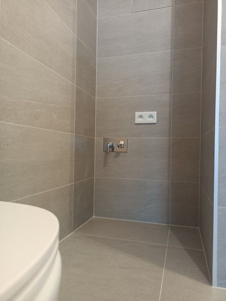 Prenájom bytu 2-izbový 45 m², Hodkovická, Praha, Praha Prenájom bytu 2-izbový 45 m², Hodkovická, Praha, Praha