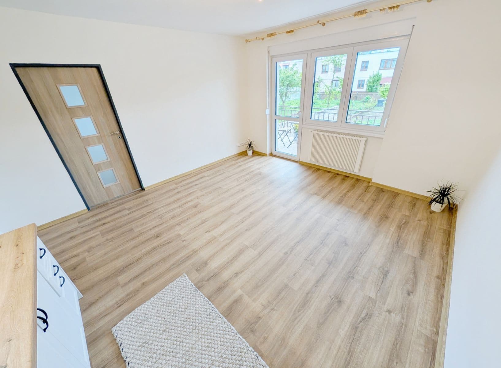 Prenájom bytu 3-izbový 65 m², U Švédské kaple, Opava, Moravskoslezský kraj Prenájom bytu 3-izbový 65 m², U Švédské kaple, Opava, Moravskoslezský kraj