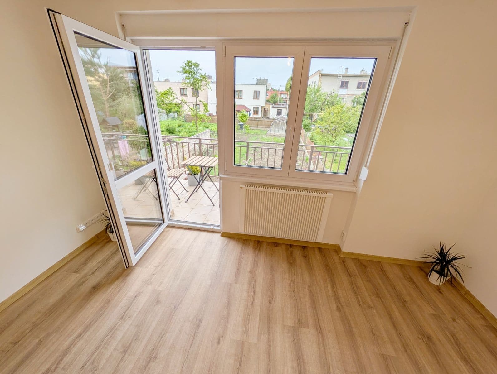 Prenájom bytu 3-izbový 65 m², U Švédské kaple, Opava, Moravskoslezský kraj Prenájom bytu 3-izbový 65 m², U Švédské kaple, Opava, Moravskoslezský kraj