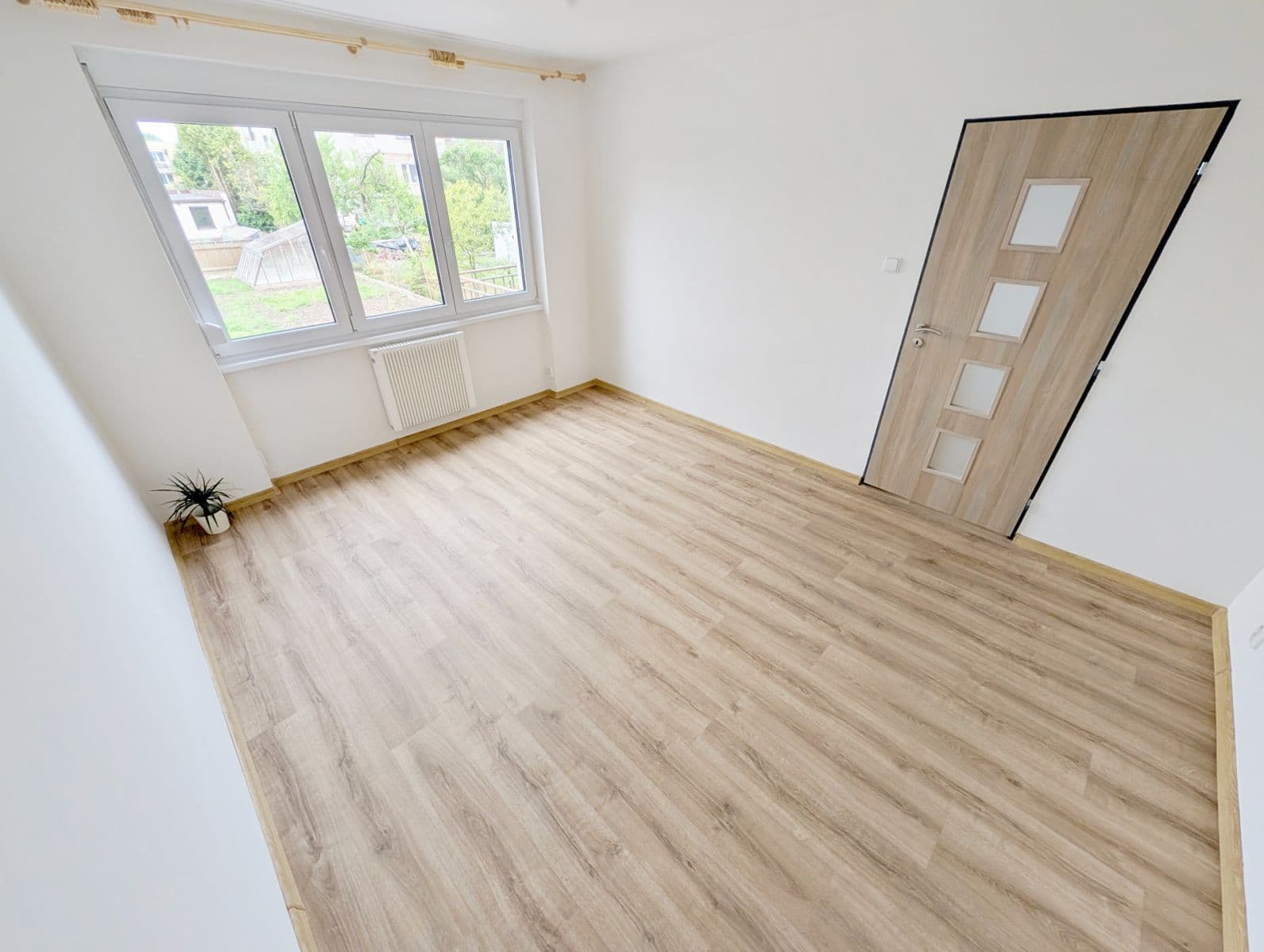 Prenájom bytu 3-izbový 65 m², U Švédské kaple, Opava, Moravskoslezský kraj Prenájom bytu 3-izbový 65 m², U Švédské kaple, Opava, Moravskoslezský kraj