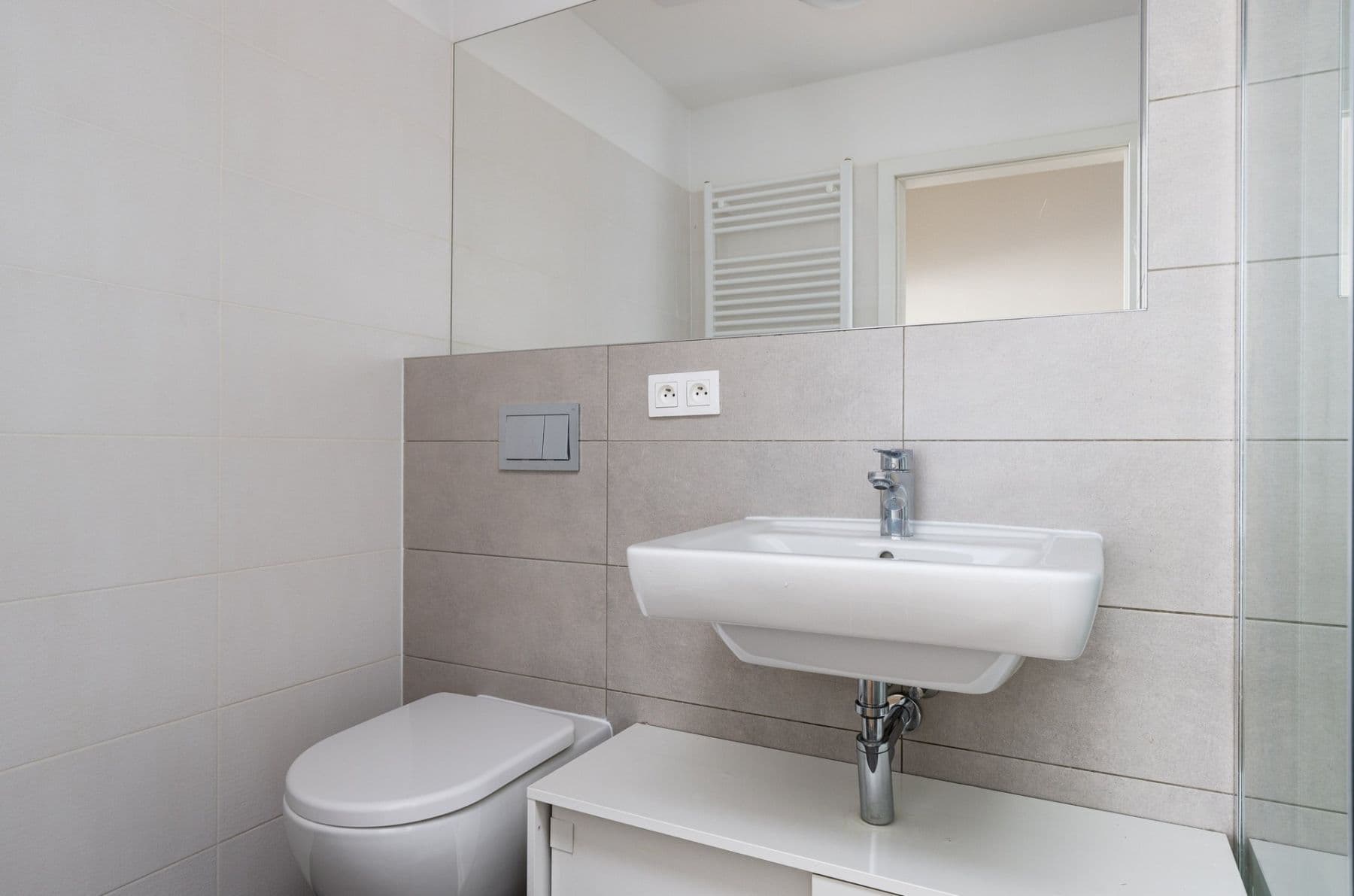 Prenájom bytu 1-izbový 43 m², Nuselská, Praha, Praha Prenájom bytu 1-izbový 43 m², Nuselská, Praha, Praha