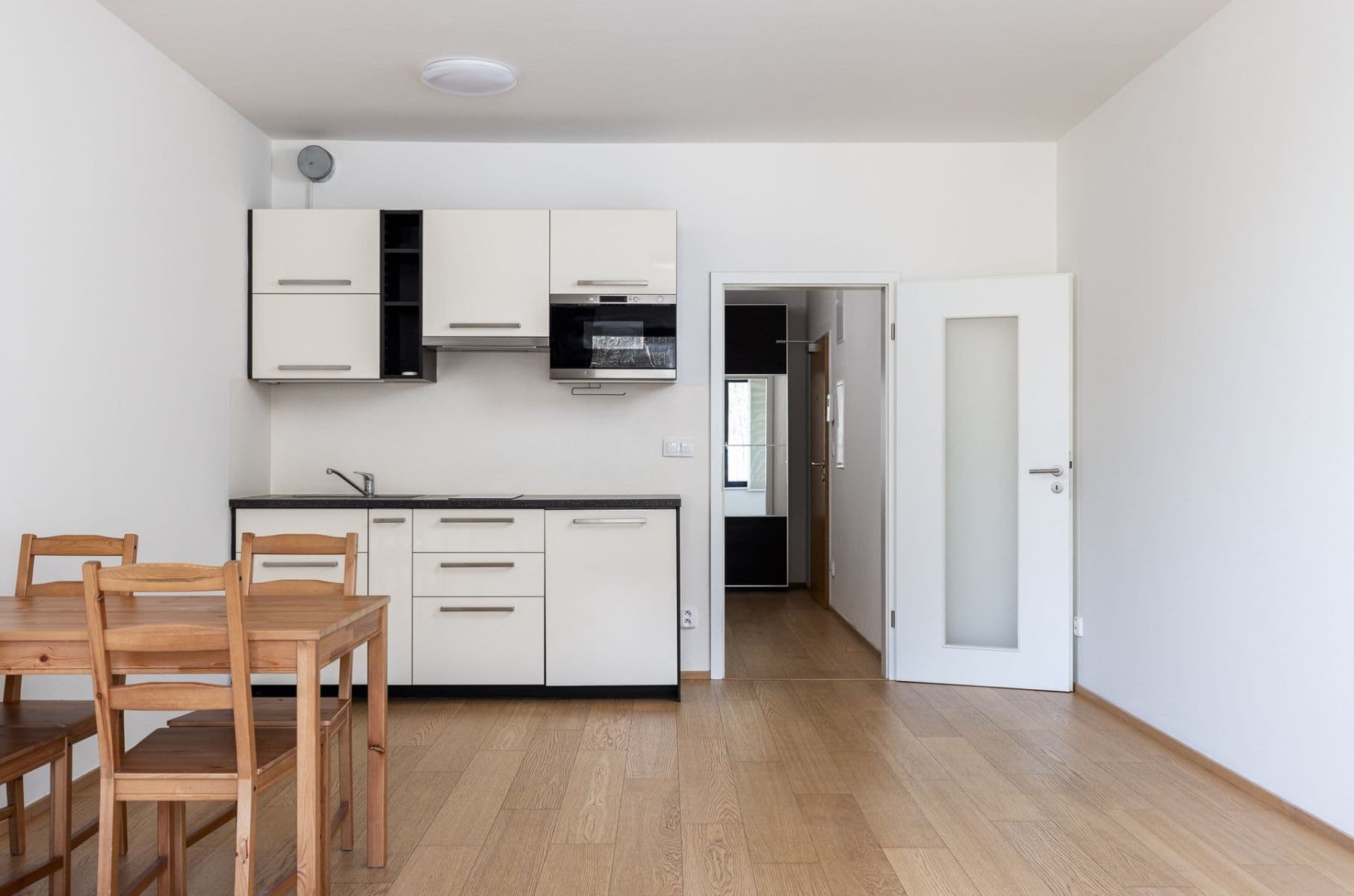 Prenájom bytu 1-izbový 43 m², Nuselská, Praha, Praha Prenájom bytu 1-izbový 43 m², Nuselská, Praha, Praha