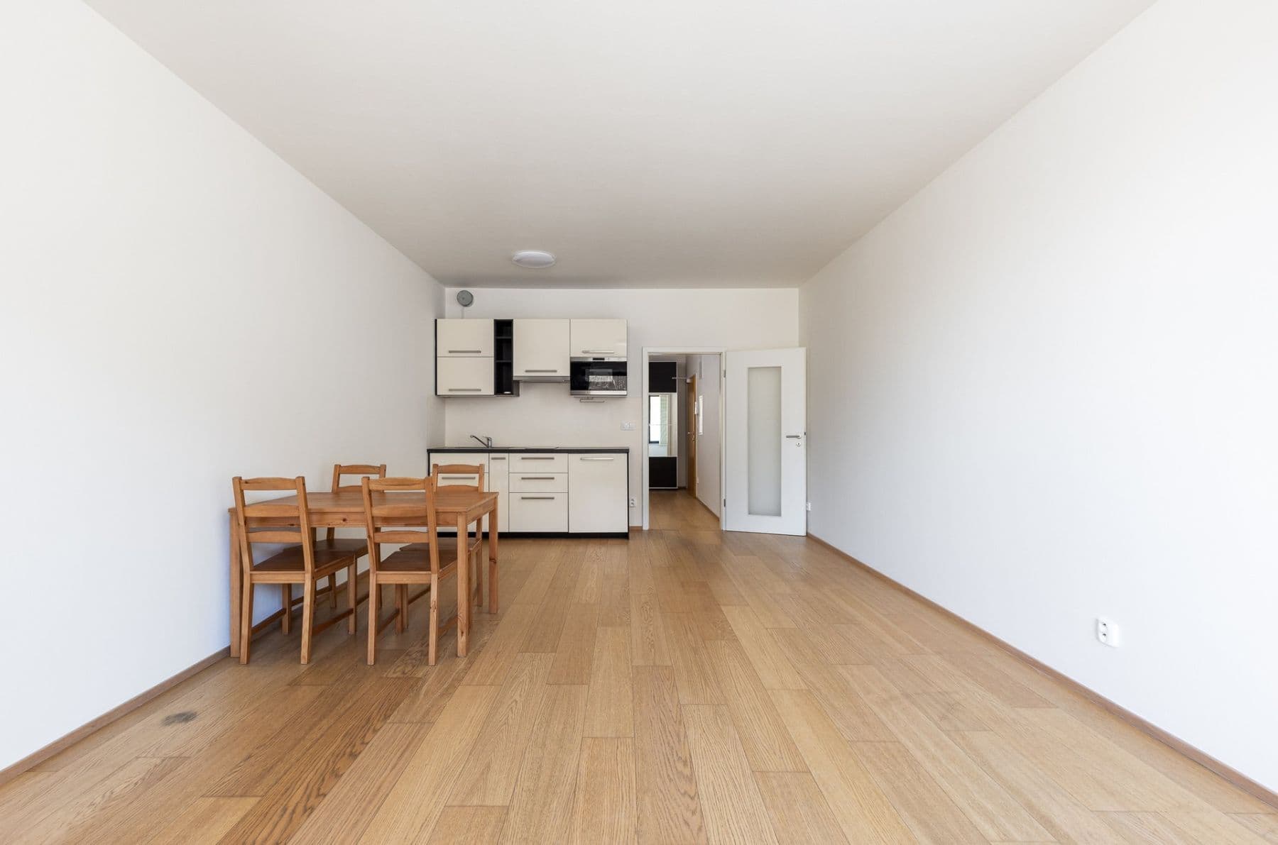 Prenájom bytu 1-izbový 43 m², Nuselská, Praha, Praha Prenájom bytu 1-izbový 43 m², Nuselská, Praha, Praha