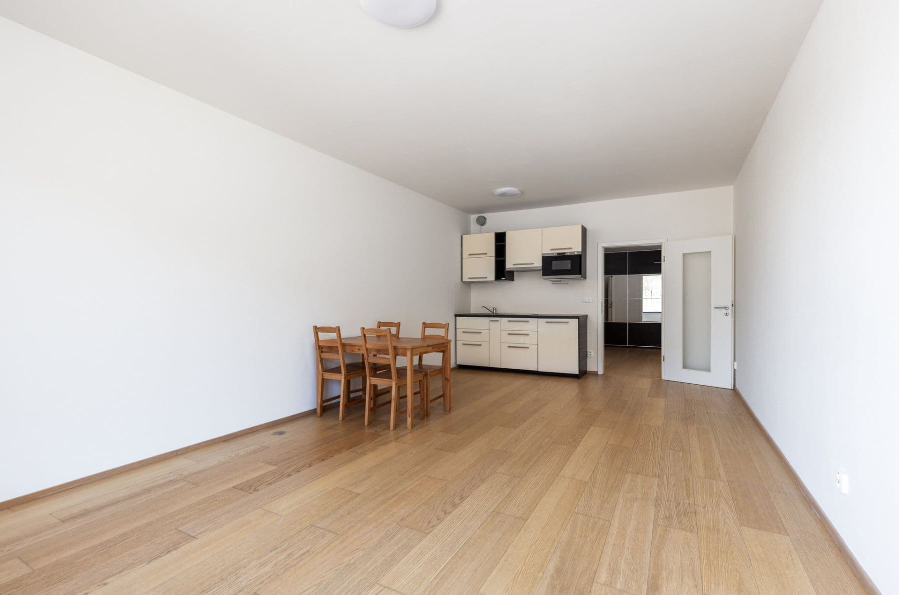 Prenájom bytu 1-izbový 43 m², Nuselská, Praha, Praha Prenájom bytu 1-izbový 43 m², Nuselská, Praha, Praha