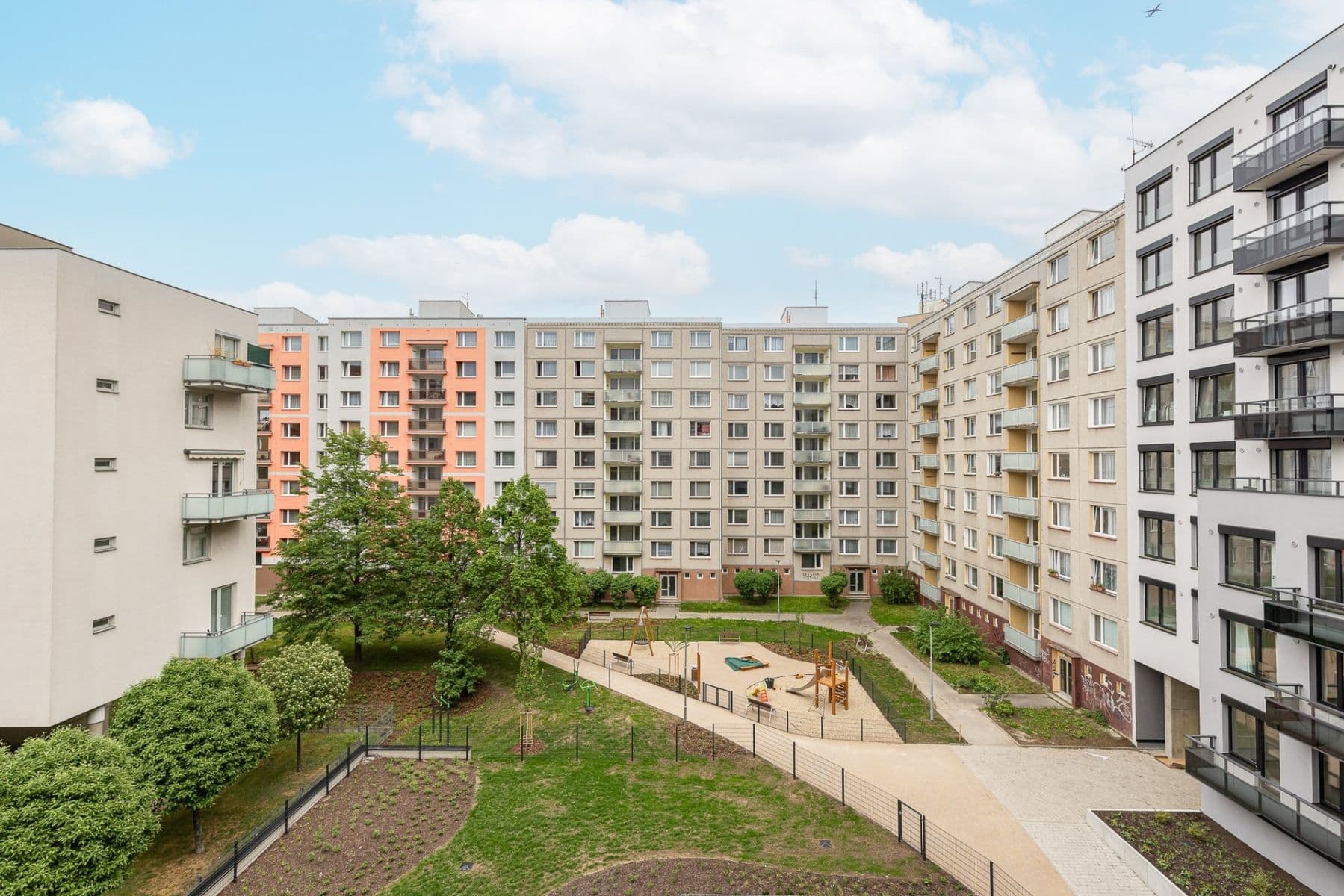 Prenájom bytu 1-izbový 35 m², Hodkovická, Praha, Praha Prenájom bytu 1-izbový 35 m², Hodkovická, Praha, Praha