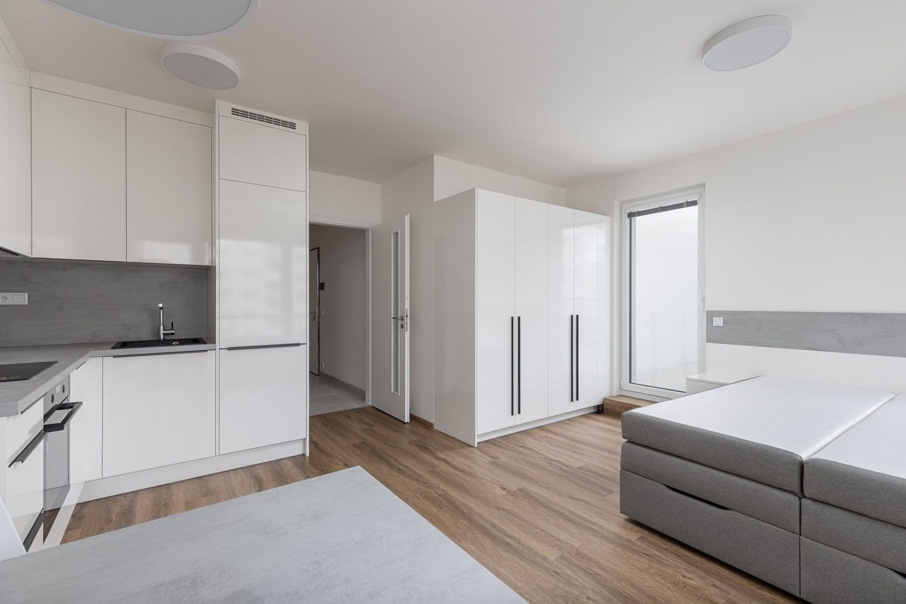 Prenájom bytu 1-izbový 35 m², Hodkovická, Praha, Praha Prenájom bytu 1-izbový 35 m², Hodkovická, Praha, Praha