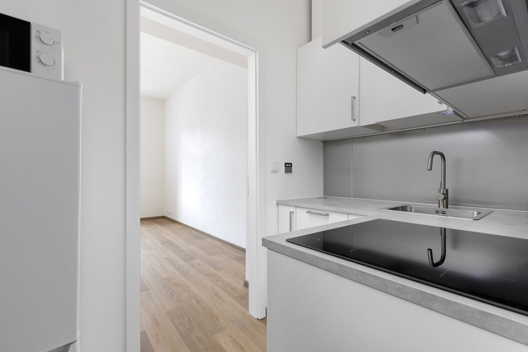 Prenájom bytu 1-izbový 29 m², Milíčova, Praha, Praha Prenájom bytu 1-izbový 29 m², Milíčova, Praha, Praha