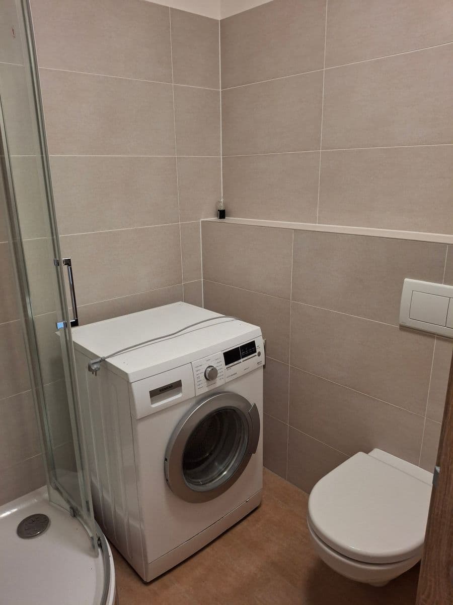 Prenájom bytu 2-izbový 44 m², Arnošta Staňka, Praha, Praha Prenájom bytu 2-izbový 44 m², Arnošta Staňka, Praha, Praha