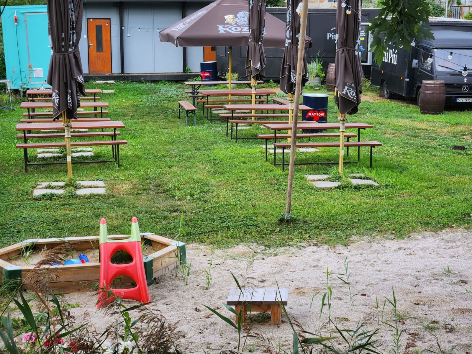 Prenájom pozemku 500 m², Na Staré, Praha, Praha Prenájom pozemku 500 m², Na Staré, Praha, Praha