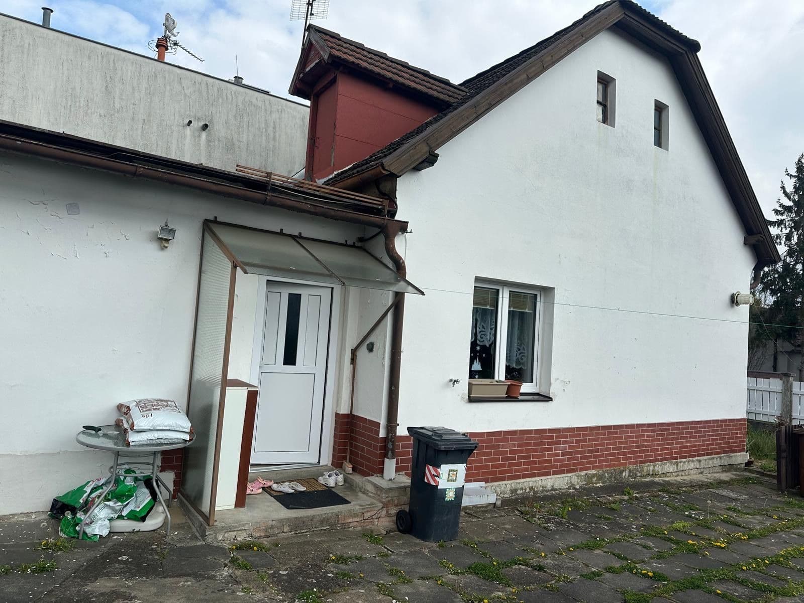 Predaj domu 258 m², pozemek 497 m², Na Dolnici, Praha, Praha Predaj domu 258 m², pozemek 497 m², Na Dolnici, Praha, Praha