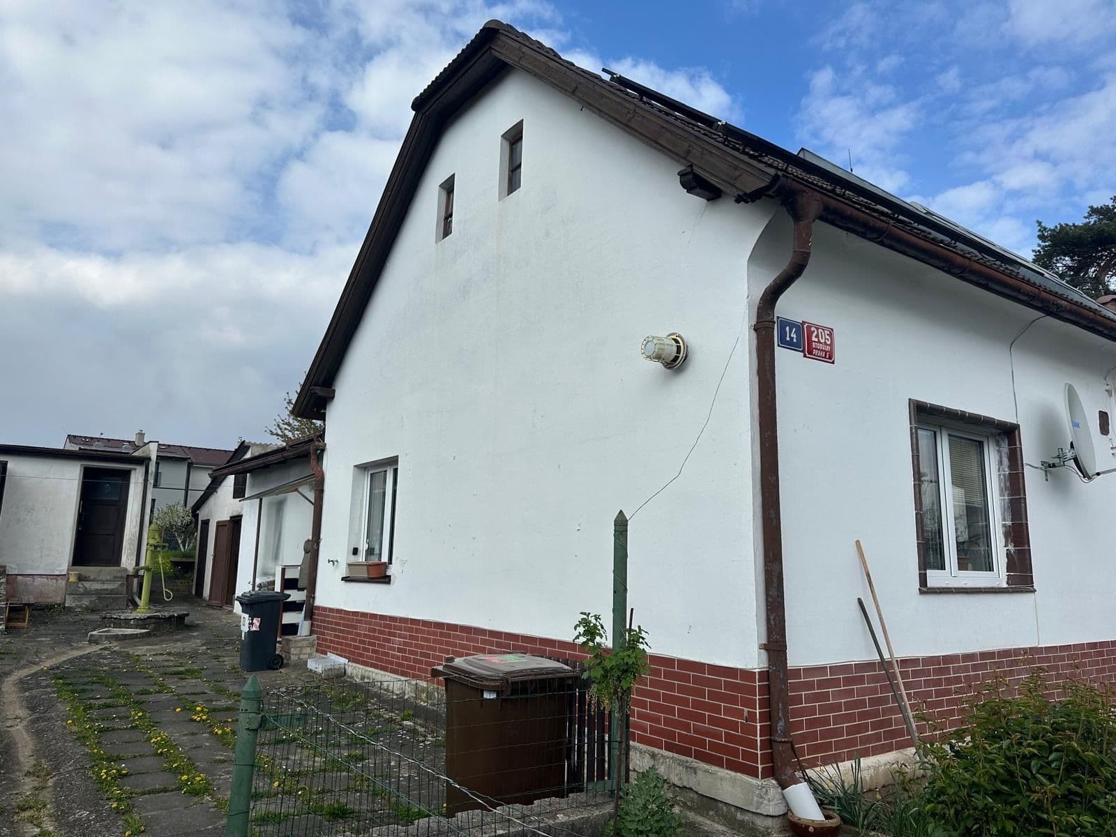Predaj domu 258 m², pozemek 497 m², Na Dolnici, Praha, Praha Predaj domu 258 m², pozemek 497 m², Na Dolnici, Praha, Praha